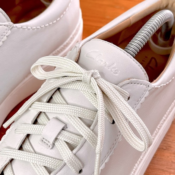 Clark’s Women’s Mayhill Walk Leather Sneakers - Picture 12 of 16